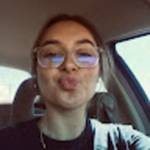 Meet your Posher, Paige